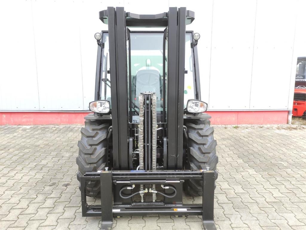 Manitou MC25-4 DK ST5 S1 (NEU) Terénne vysokozdvižné vozíky