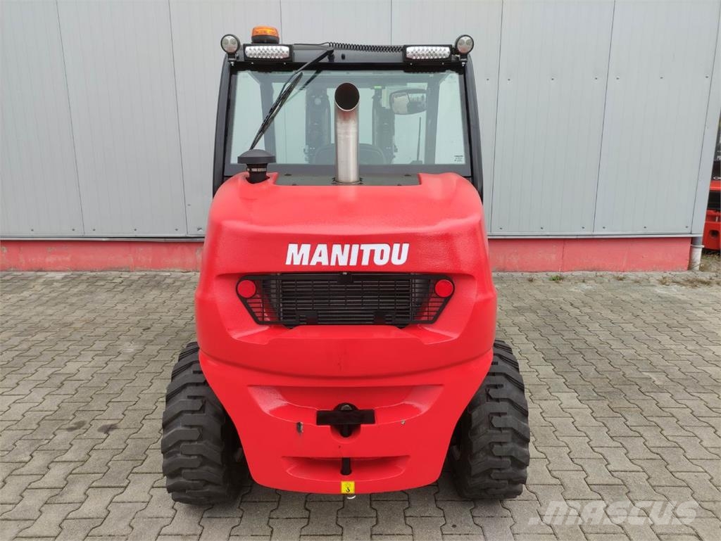 Manitou MC25-4 DK ST5 S1 (NEU) Terénne vysokozdvižné vozíky
