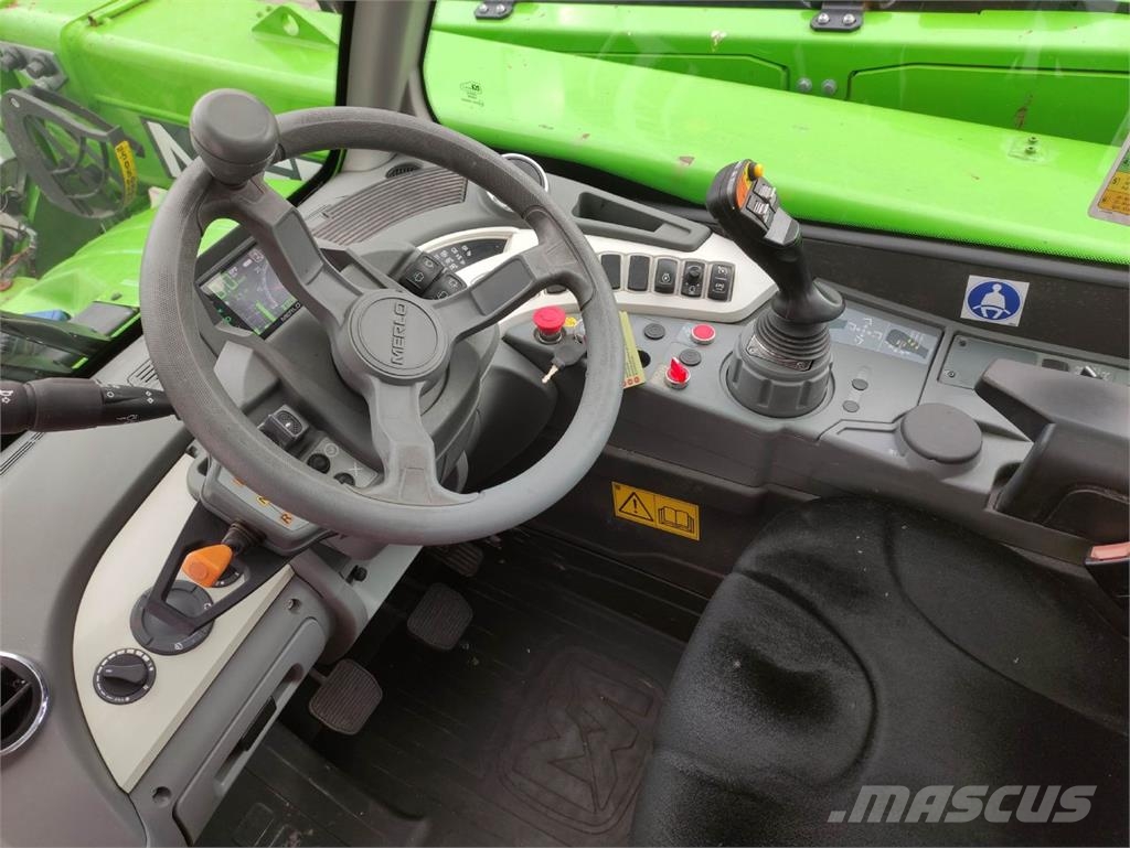 Merlo TF35.7-140 - 40 km/h 텔러 핸들러
