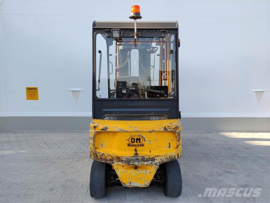 Om-Pimespo XE40 전동 지게차