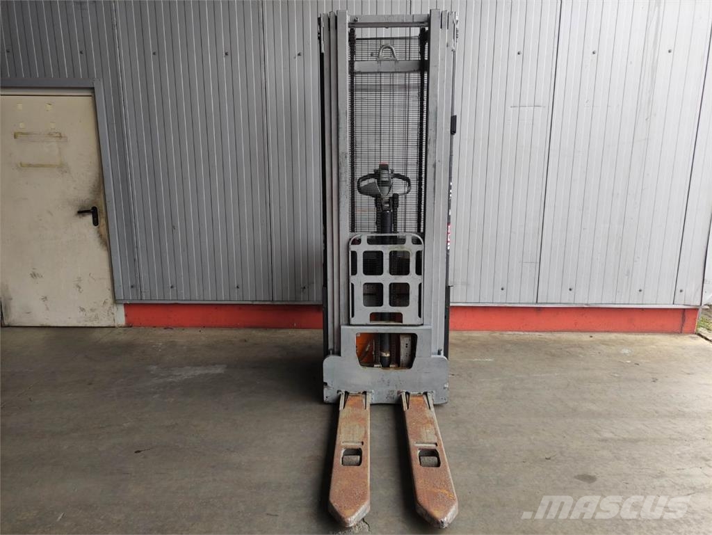 Still EXV-SF 14 Pedestrian stacker