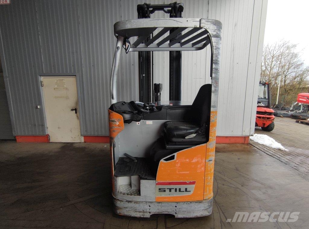 Still FM-X-14 Retraky